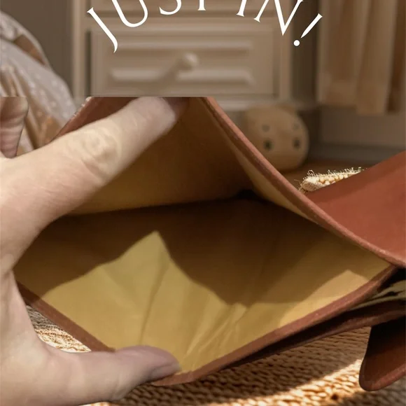 Gucci Clutch/ Wallet (FULL INCLUSION) - Picture 11 of 12